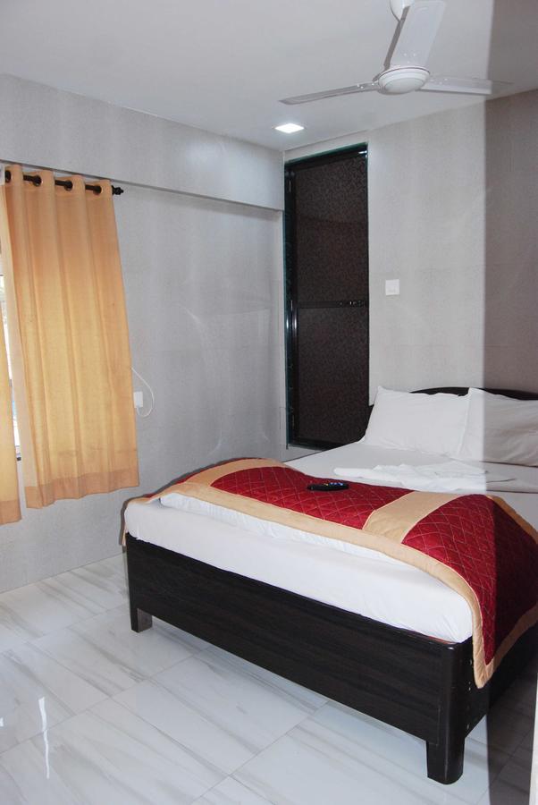 Hotel Holiday Inn Mumbai Exterior foto